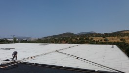 Στεγανοποίηση Κτηρίου με Ασφαλτικές Μεμβράνες με Λευκή Ψηφίδα